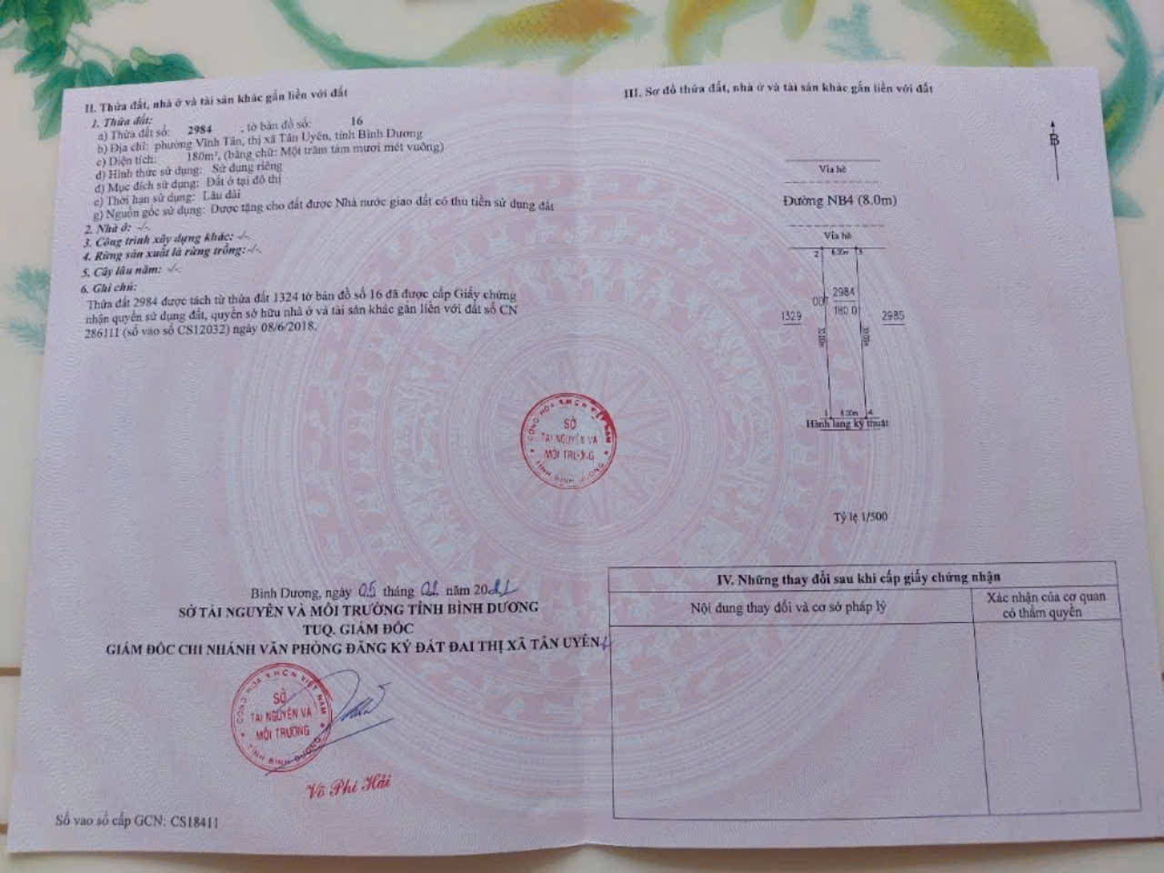 Bán lô đất Vi Síp 2 DT 180 khu E quá đẹp để xây nhà ở vè kinh doanh kế bê chợ Vĩnh Tân trường cấp 1 và 2 ngay trung tâm xã Vĩnh Tân