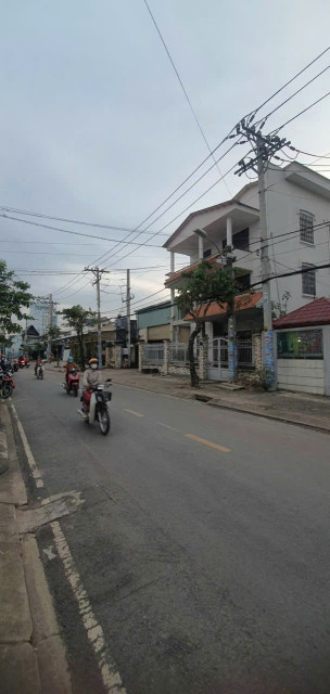 Bán đất 1764m² Mặt Tiền Xã Xuân Thới Thượng Huyện Hóc Môn