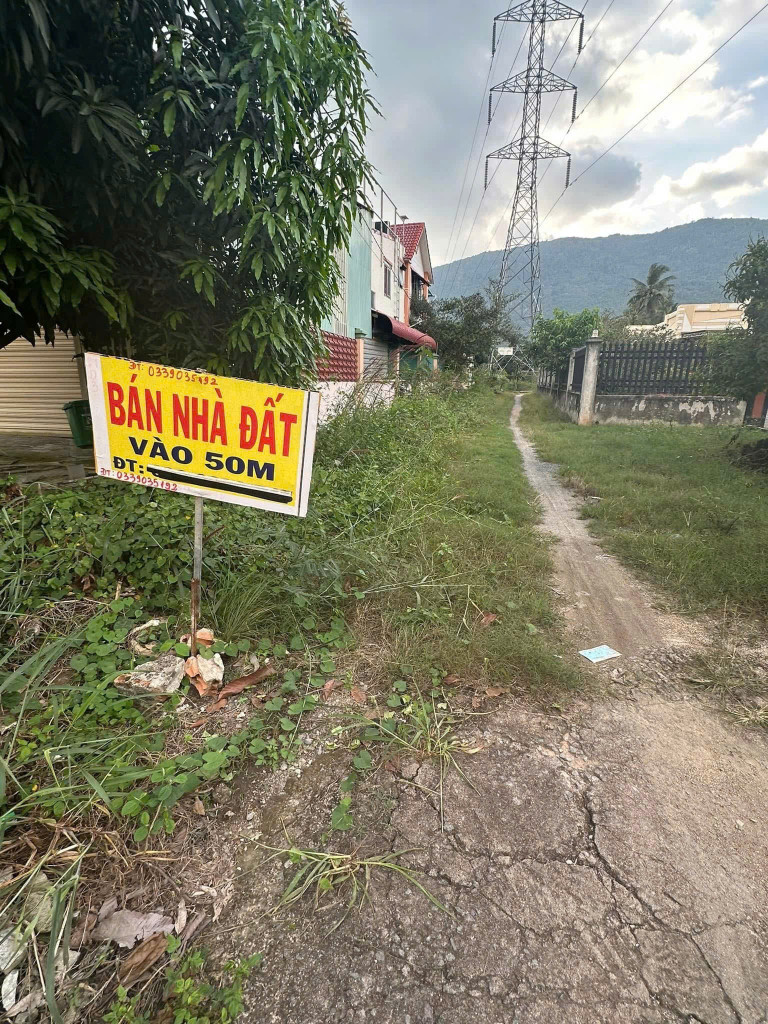 Bán ĐẤT TẶNG NHÀ CHÍNH CHỦ - Tổ 6 Ấp Trung hưng, Xã Xuân Trường, Xuân Lộc - Đồng Nai