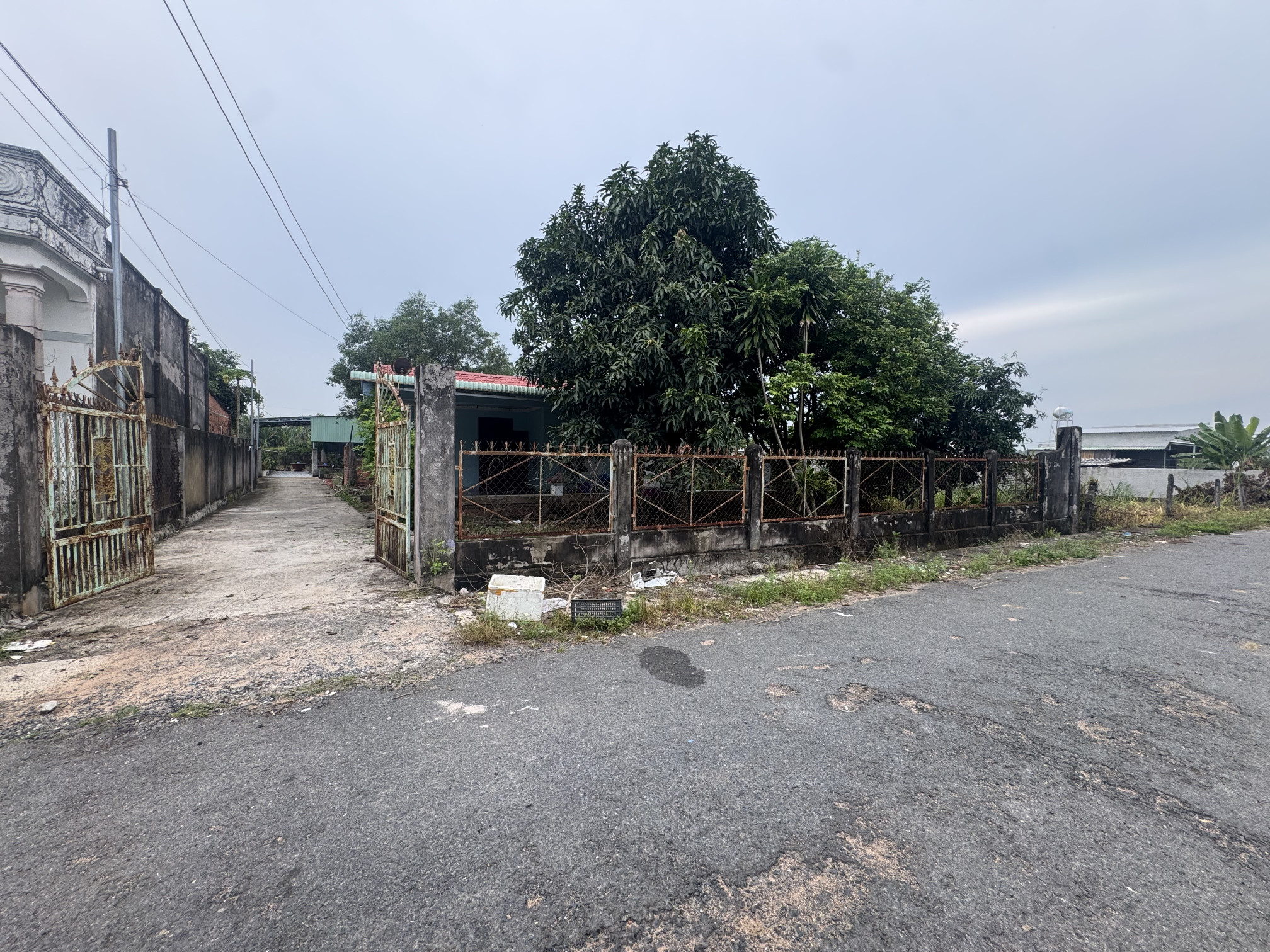 Bán nhà bông trang ngang 12m giá 2ti2 tỷ Xã Xuyên Mộc