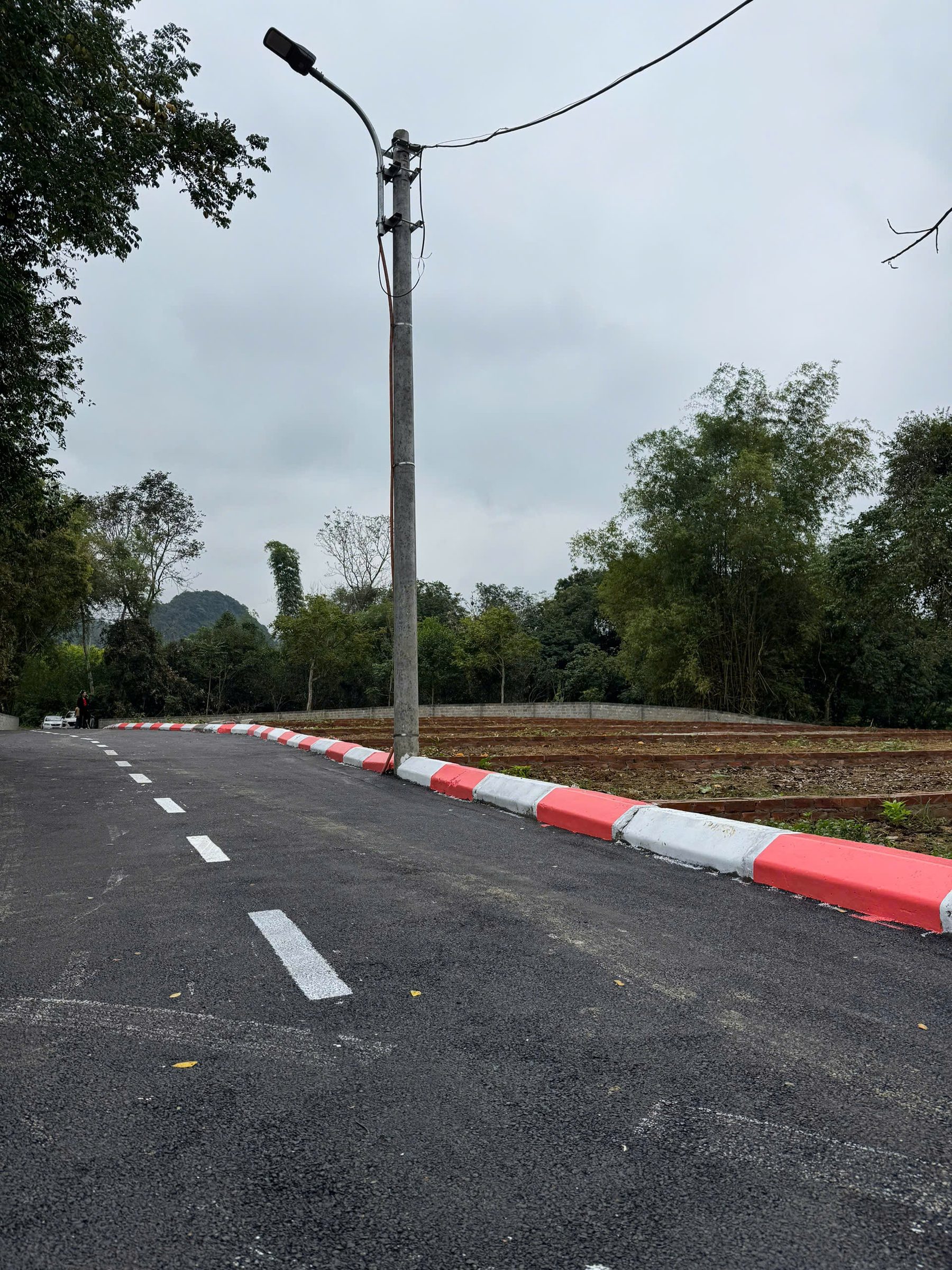 Đất ở đô thị F0 giá rẻ chỉ 570tr - 152m - mt 17m tại Phường Kỳ Sơn, TP. Hòa Bình