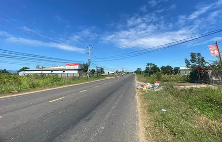 Đại Hạ Giá,đất Mẫu mặt tiền 711-Xã Hồng Sơn(Hồng Liêm cũ)-Lâm Đồng