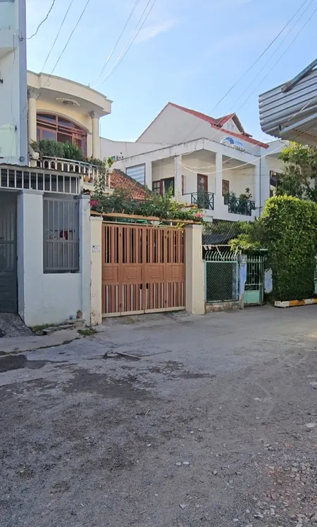 Bán nhà 105m² 6.5 tỷ tại Phường Vĩnh Hải Thành phố Nha Trang