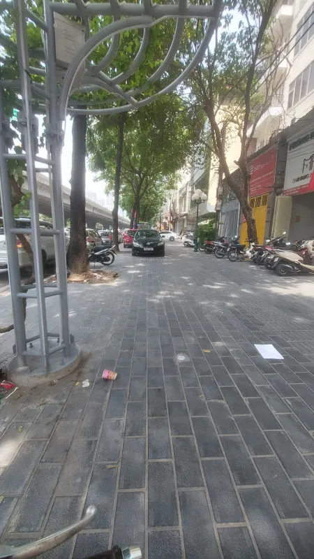 Bán nhà mặt phố Khuất Duy Tiến (Thanh Xuân) 107m, 8 tầng, mt 4.4m, giá 43.5 tỷ