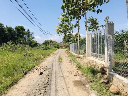 Bán đất 1000m² ngang 17m giá 500 triệu tại Xã Ngọc Định Huyện Định Quán