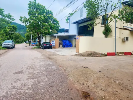 Bán đất 78.8m² 2.95 tỷ
Cách TP. Bắc Ninh 1.5km
Cách 2 cụm công nghiệp 500m - 1.5km