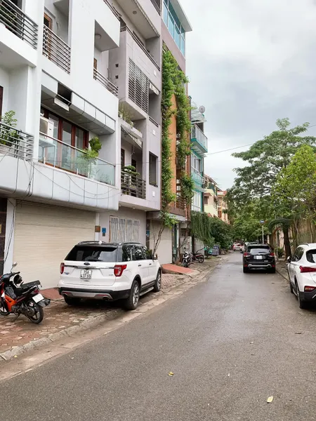 BÁN NHÀ LK VĂN QUÁN, GARA Ô TÔ, VỈA HÈ RỘNG, 90M2 - 5 TẦNG.