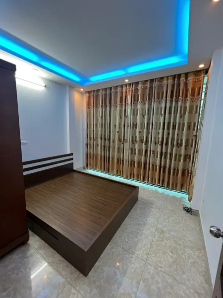 Bán nhà mặt phố Văn Yên (Đường 19/5 - Hà Đông) 30m, 4 tầng, mt 4.3m, giá 6.95 tỷ