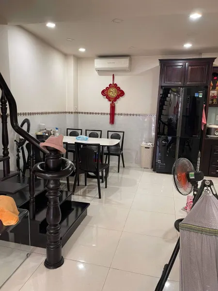 Bán nhà MT Bến Phú Lâm Q6, 55m2 nở hậu, SHR 3 tầng 3PN, 4.8ty TL