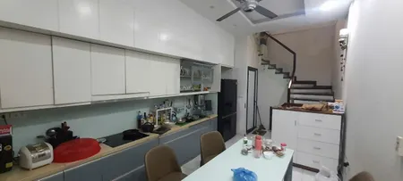 Bán nhà Nguyên Hồng (Đống Đa) 48m, 4 tầng, mt 3.8m, giá 21.9 tỷ