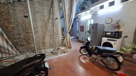 Bán nhà Đê La Thành (Ba Đình) 78/91m, 3 tầng, mt 8m, giá 11.7 tỷ