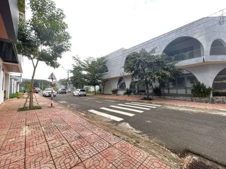 Bán nhà  kđg Tân Phong  137.2m² 7.9 tỷ tại Phường Tân Hòa Thành phố Buôn Ma Thuột