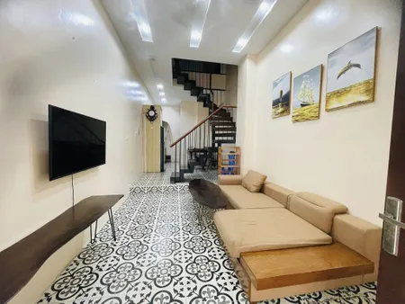 Cần Bán Gấp! Tứ Liên,5m ra Oto,DT: 40m2 x  4Tầng,Giá: 7.9 tỷ Tây Hồ