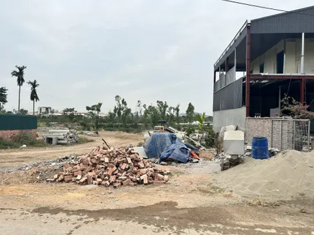 Trục chính thôn 7 Sông Khoai giá 15tr/m2