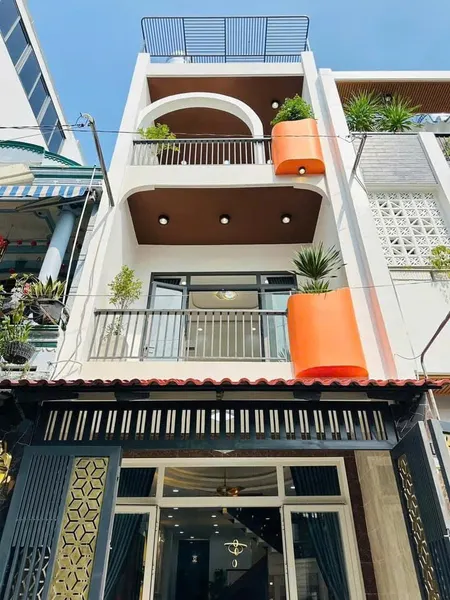 ❌❌QUÝ KHÁCH CẦN MUA NHÀ ĐẸP ĐÓN TẾT THÌ ĐÂY LÀ SỰ LỰA CHỌN KHÔNG THỂ BỎ QUA Ạ !!! 🏡Vị trí : Nguyễn Tiểu La Quận 10