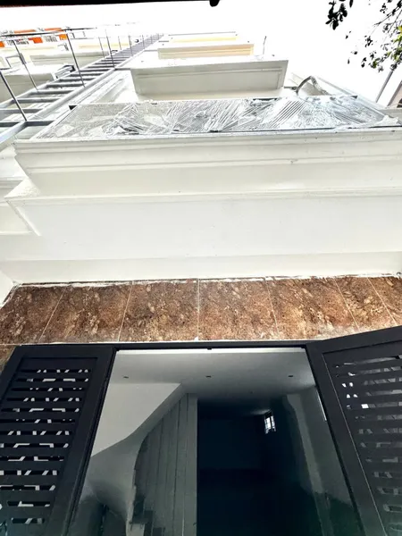 Bán căn hộ dịch vụ dòng tiền Trung Liệt (Đống Đa) 37m, 7 tầng, mt 3.9m, giá 10.8 tỷ