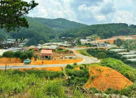 Bán đất 2 mặt tiền view đồi thông gần khu dân cư An Sơn trung tâm Đà Lạt