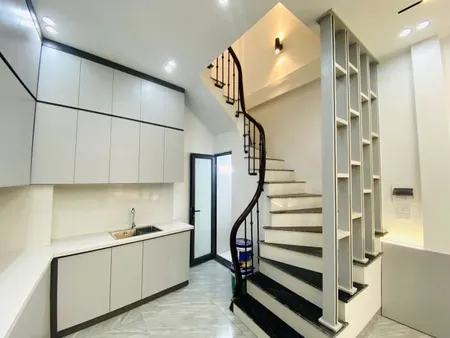 Bán nhà Cự Lộc (Thanh Xuân) 32/36m, 5 tầng, mt 4.3m, giá 7.7 tỷ
