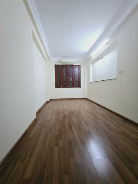 Bán nhà Phương Mai ( Đống Đa) 25m, 6 tầng, mt 2.5m, giá 5.8 tỷ