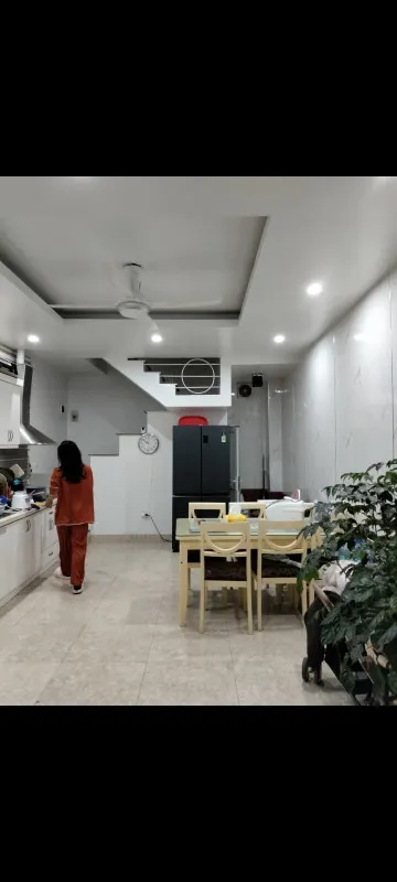 Bán nhà Thịnh Quang (Đống Đa) 46.1m, 5 tầng, mt 4.3m, giá  8.75 tỷ