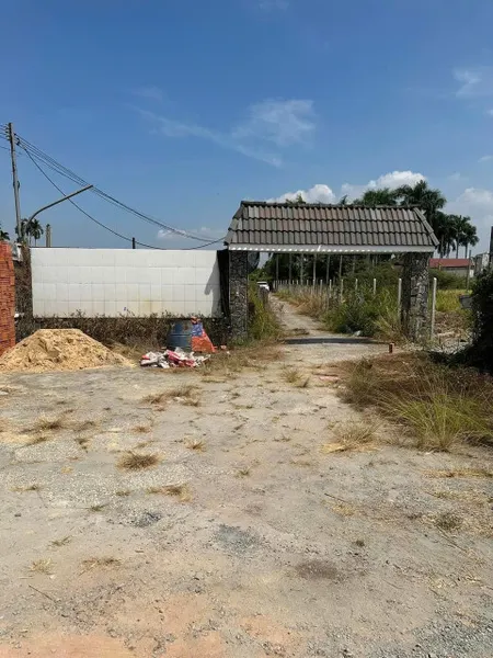 Đất vườn Trung An đẹp sát sông Sg .giá rẻ