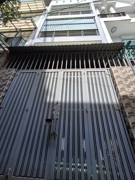 🔥 Giảm 350tr Nhà 2 M.Hẻm 4 tầng Thống Nhất GV, 73m2, 4.2x18m