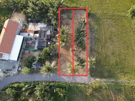 LH 0938156791 Hiếu  💥Thôn Phụng Cang- Ninh Hưng - Ninh Hoà  👉DT: mỗi lô ngang 6x30 ( 60 thổ cư) 👉Tiện ích : gần khu dân cư đông đúc , thoáng mát.