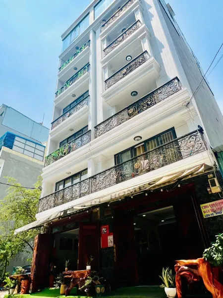 Bán nhà 112m² 30 tỷ tại Phường Phước Long A Quận 9