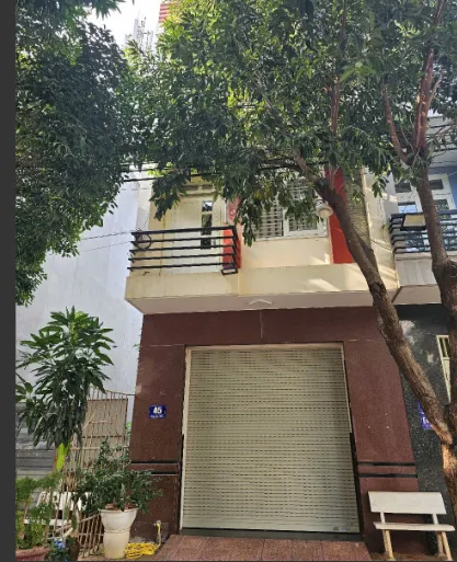 BÁN NHÀ 1 TRỆT 3 LẦU KHU ĐÔ THỊ CHÍ LINH