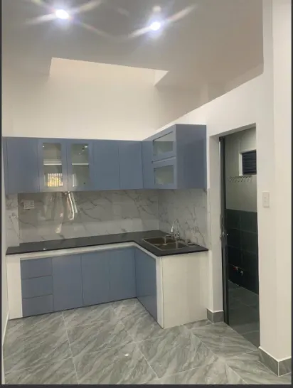 BÁN NHÀ 1 TRỆT 1 LẦU MỚI ĐẸP ĐỔ CHIỂU, GẦN BIỂN BÃI TRƯỚC