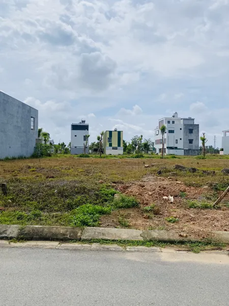 Bán đất 120m² Mặt tiền Lý Thường Kiệt 1.95 tỷ tại Phường Nghĩa Chánh Thành phố Quảng Ngãi