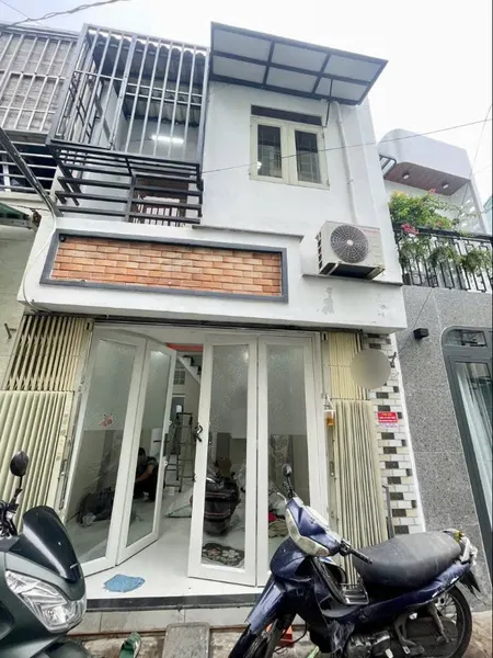 Mặt tiền tiện vừa ở, vừa kinh doanh buôn bán Ngay Đường Số 1, Nguyễn Thái Sơn - Chợ Gò Vấp, P4 Gò Vấp. 30m2, 2.4 tỷ. Lh 0799039209