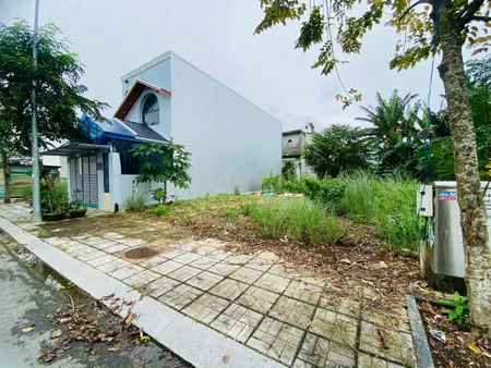 Bán đất 92.5m² 1.69 tỷ tại Phường Chánh Lộ Thành phố Quảng Ngãi