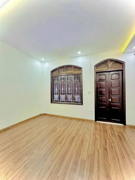 Bán nhà Trương Định (Hoàng Mai) 35m, 4 tầng, mt 4.6m, giá 6.8 tỷ