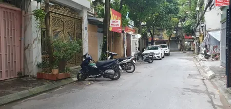 BÁN NHÀ ĐƯỜNG THÁI THỊNH, GARA Ô TÔ, KINH DOANH. 72M2 - 7 TẦNG, THANG MÁY.