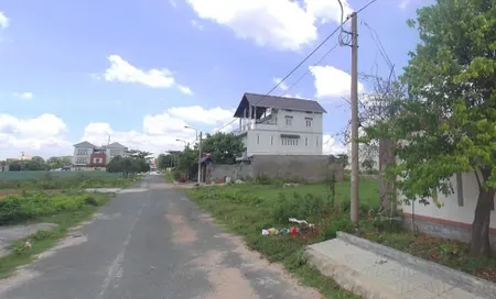 BÁN LÔ BÁCH KHOA ĐƯỜNG 8B HƯỚNG TÂY NAM, GIÁ 11TỶ