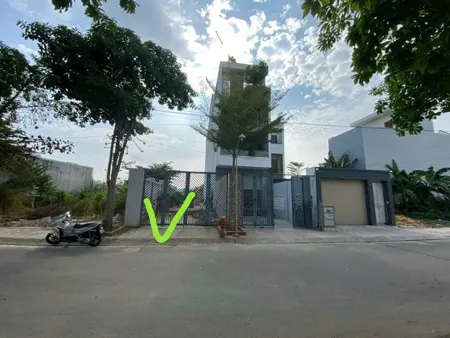 Bán đất  Kdc liền kề Đông tăng Long giá siu tốt: 5 x36.4