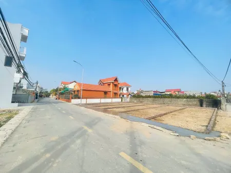 Bán 2 lô đất 80m2 mặt đường nhựa thiên hương, giá 2 tỷ 580 triệu. liên hệ 0362558882