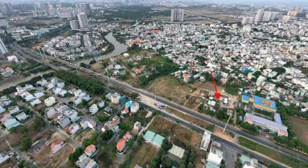 BDS HVL CG: BÁN KHO 15x20M ĐỒNG VĂN CỐNG Q2 GIÁ 120TR/m2