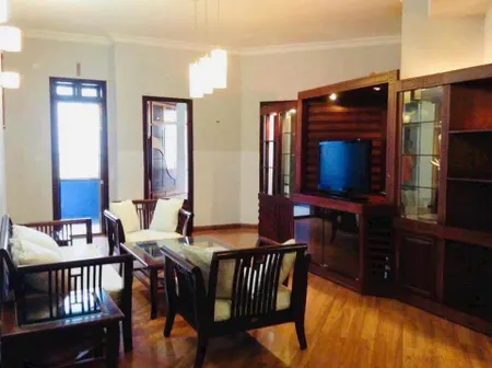 Bán chung cư tại Mỹ Đình, DT 122m2, 3 Ngủ, 2VS, Tầng trung, giá 5,6 tỷ ( có thương lượng )