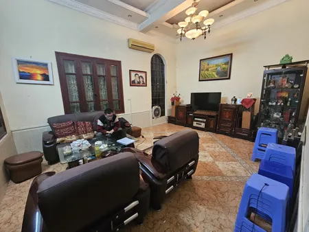 Bán nhà Đặng Văn Ngữ (Đống Đa) 124m, 4 tầng, mt 13.6m, giá 27 tỷ