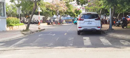 Bán nhà HXH 6m, Hòa Bình, Tân Phú, 4x20, 4 tầng, 9.x tỷ