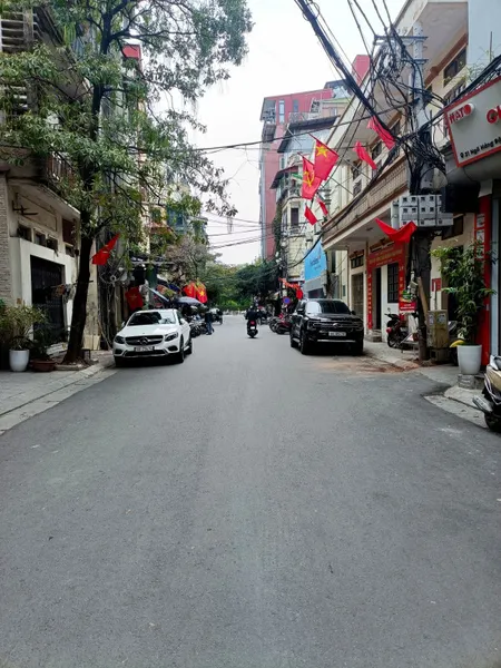 Bán nhà Ngõ Hàng Bột (Đống Đa) 43m, 6 tầng, mt 4m, giá 20.8 tỷ