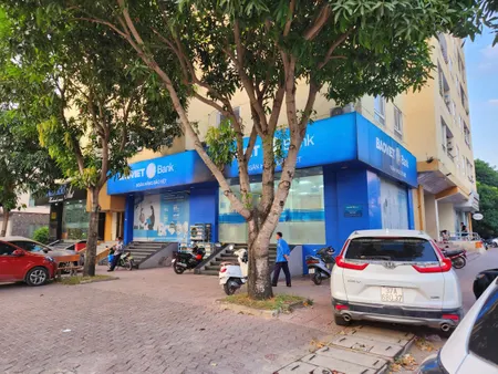 Mặt bằng kinh doanh hoặc văn phòng
