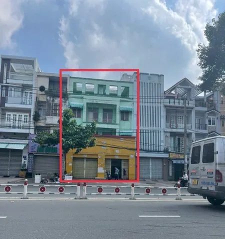 Bán nhà 4 tầng Mt Tên lửa 9 x 20 giá ngợp