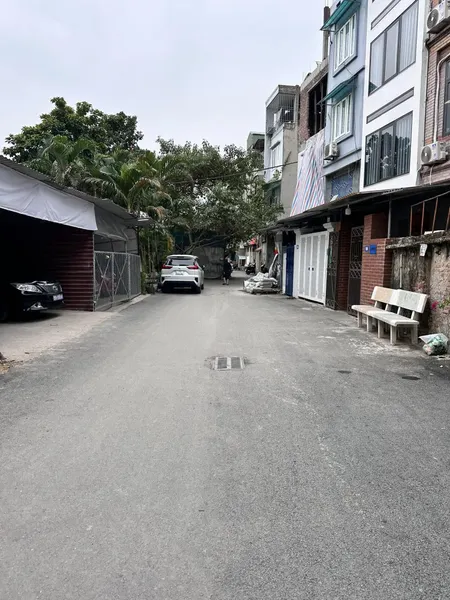 Bán Nhà Mới PLô 5T,MT 3.3m,40m2 Ô Tô Vào, Vạn Phúc- 8ty hơn