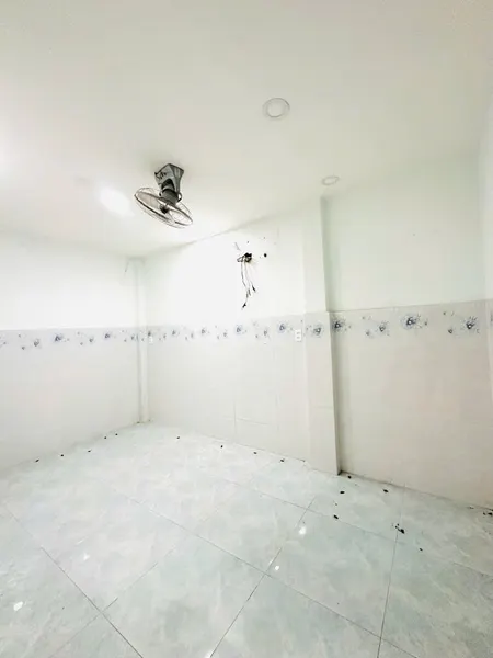 TÂN PHÚ - NGUYỄN HỮU TIẾN - NHÀ ĐẸP Ở NGAY - 55M2 - SỔ VUÔNG ĐẸP - HOÀN CÔNG ĐỦ - CHỈ 4.95T