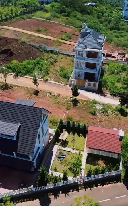 Bán lô đất khu nhà giàu