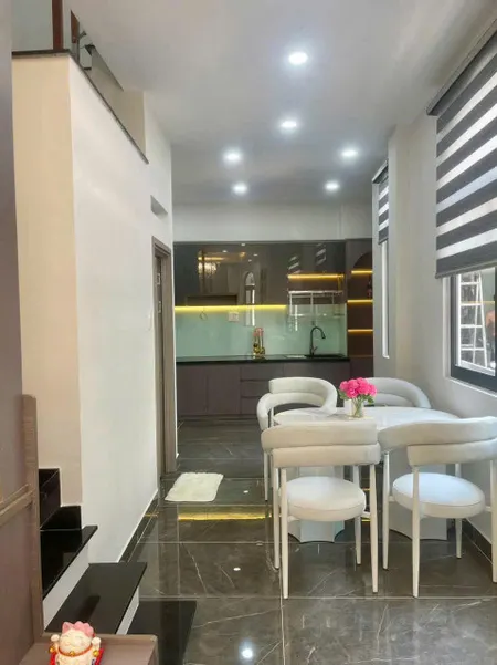 Cô chú lớn tuổi về quê sống cần bán....giá 1ty6