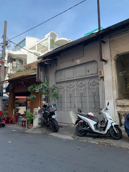 Nhà phố vị trí đẹp Quận 1 - Đinh Công Tráng📍 Địa chỉ: 38 Đinh Công Tráng, P. Tân Định, Quận 1,